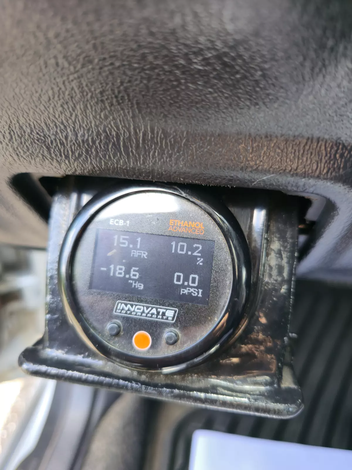Innovate ECB-1 gauge showing boost, ethanol percentage, and wideband AFR